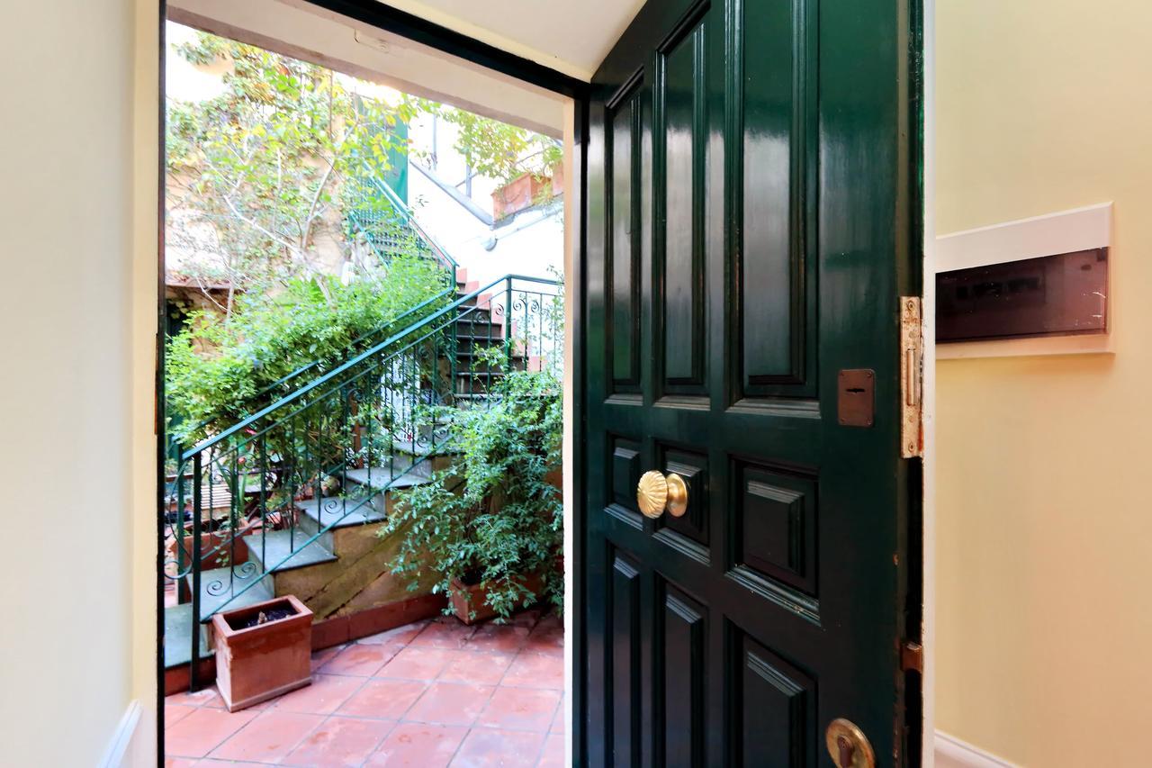 Characteristic Apartment Just Beside The Vatican Рим Экстерьер фото