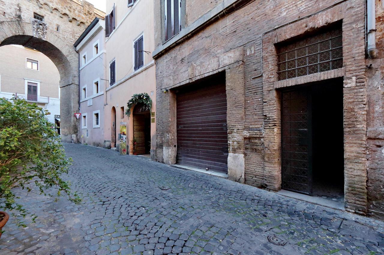 Characteristic Apartment Just Beside The Vatican Рим Экстерьер фото